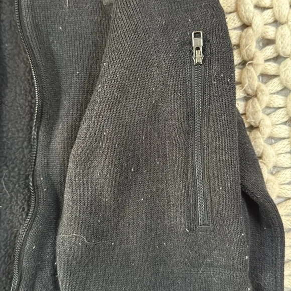 Patagonia Better Sweater Black Full-Zip Fleece Jacket - Picture 4 of 4